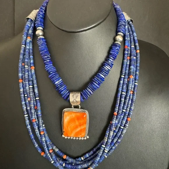 Sterling silver spiny oyster lapis necklace set